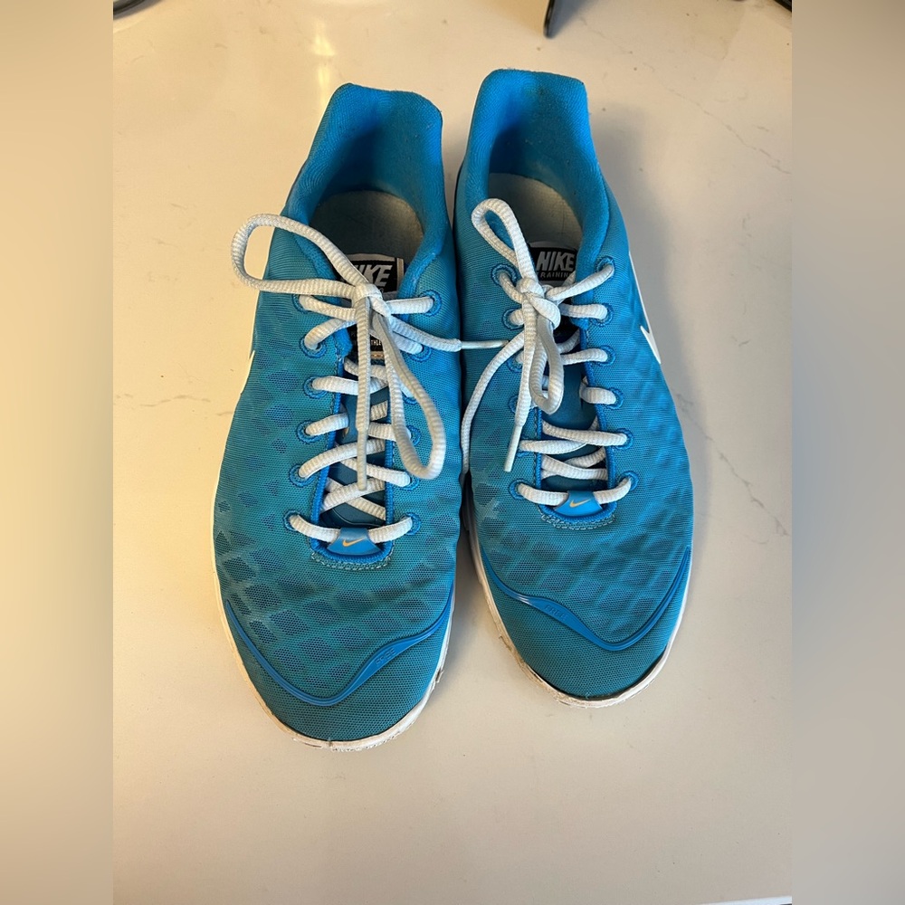 Nike Vibrant Blue Running Shoes